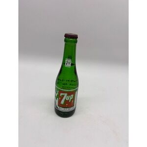 Vintage 7up Soda Bottle Green Glass Collectible‎ Advertising Chicago Illinois